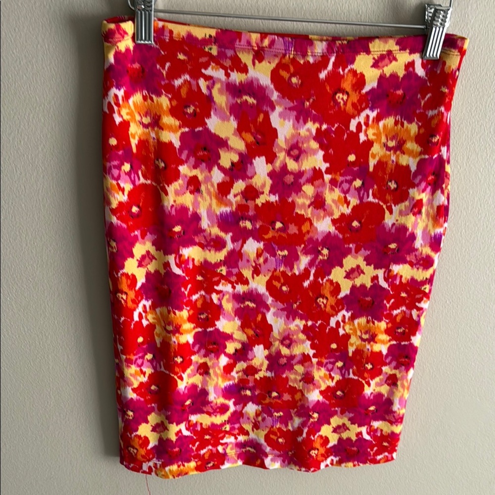 Guess Red and Pink Knee-Length Pencil Skirt